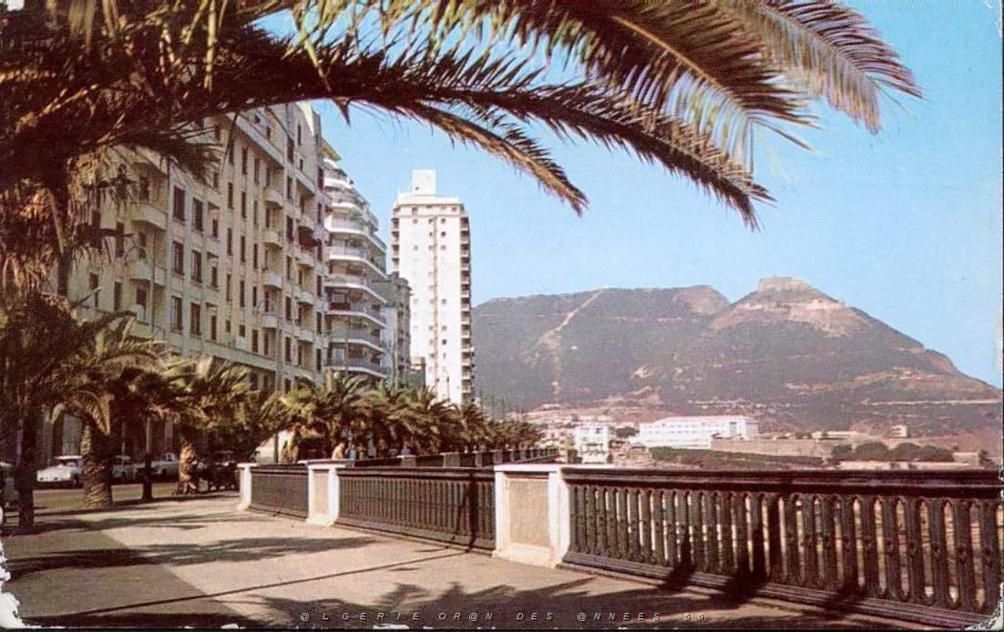 FM a- 34- Bd Front de mer.jpg